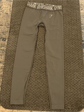 Gymshark Charcoal Gray Logo Waistband Leggings